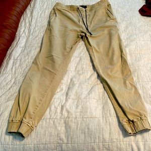 American eagle joggers